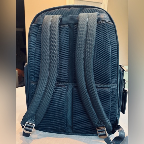 Briggs & Riley Navy/Black Large Cargo Backpack Lifetime Guarantee | NWOT - Picture 6 of 16